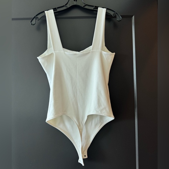 Abercrombie & Fitch White Bodysuit - Picture 2 of 4